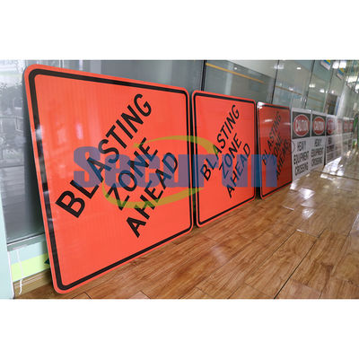 ISO9001 Diamond Shape Blasting Zone Ahead Signage For Temporary Traffic Control